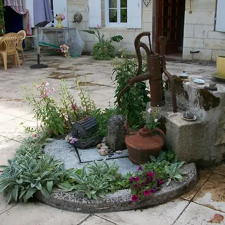 Chambres D'hotes Domaine Les Massiots Lamothe-Landerron