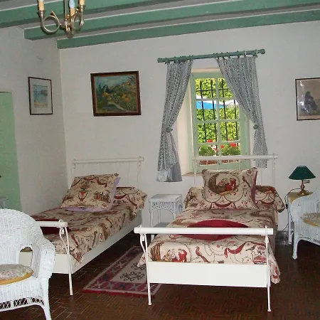 Chambres D'hotes Domaine Les Massiots Отель типа 